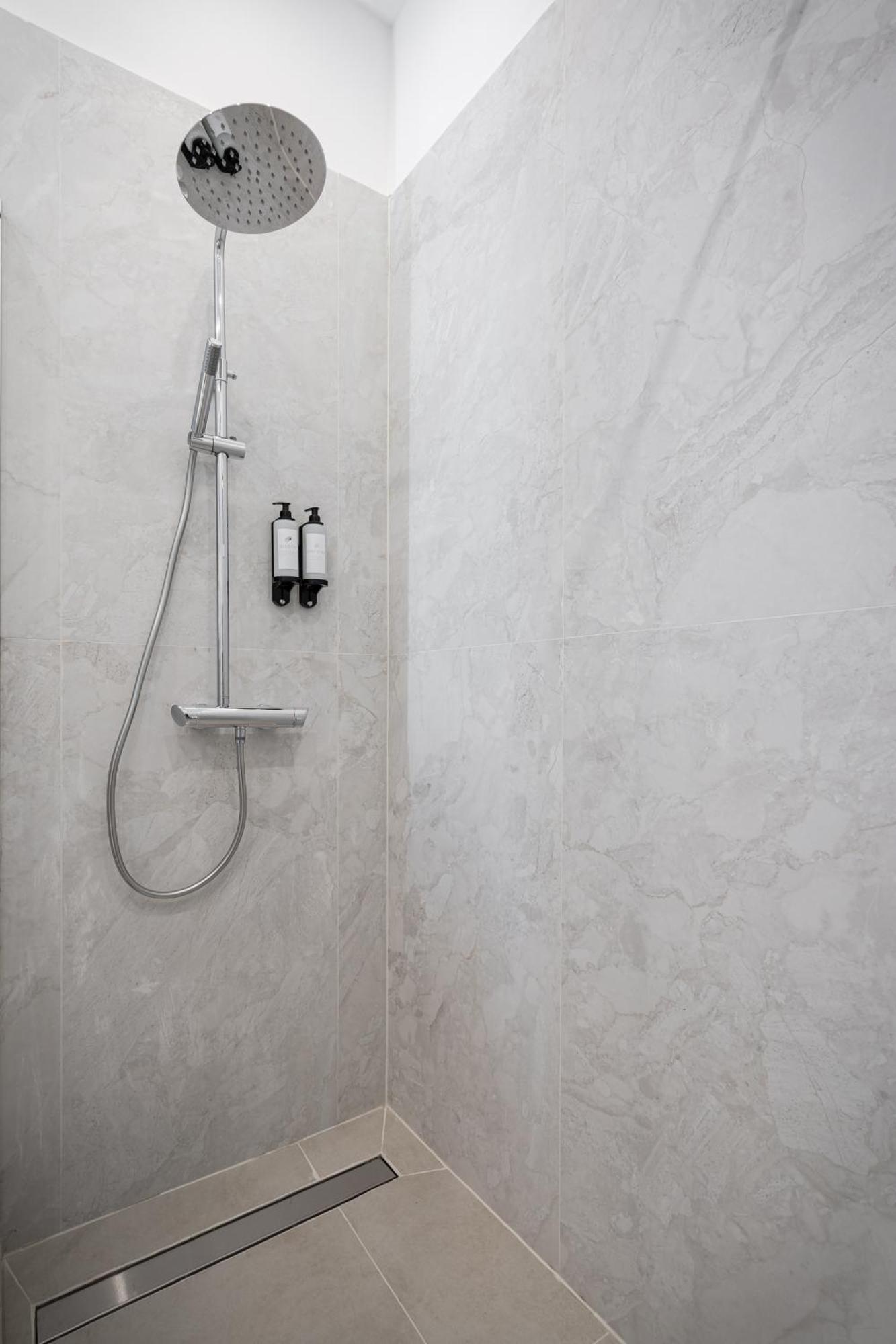 D54 Boutique Apartments Best Location By Bqa Boedapest Buitenkant foto